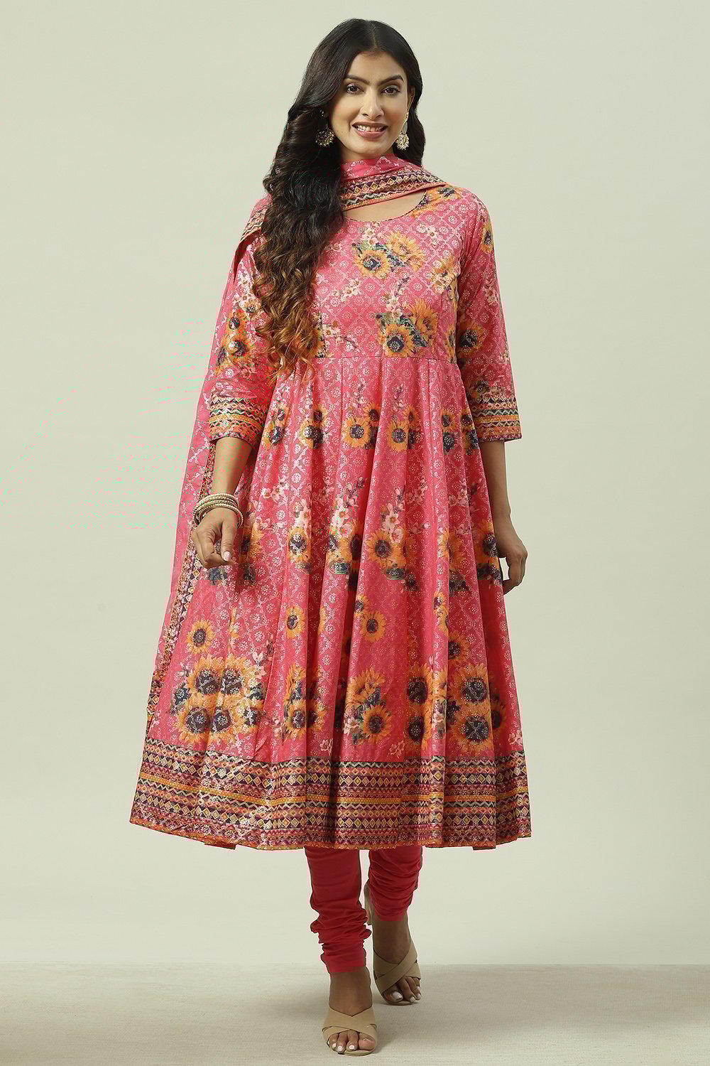 Women Fuchsia Floral Printed Panelled Kurta with Churidar & With Dupatta1