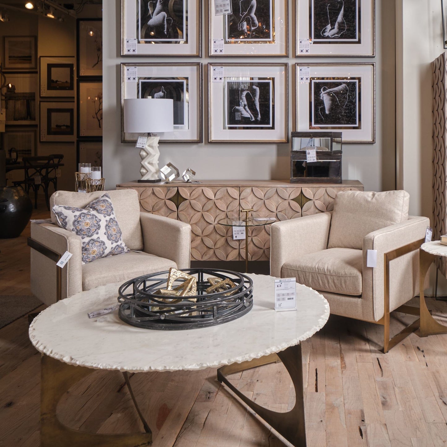 49' Round White Marble Top Gold and Metal Base Coffee Table By Homeroots | Coffee Tables | Modishstore - 5