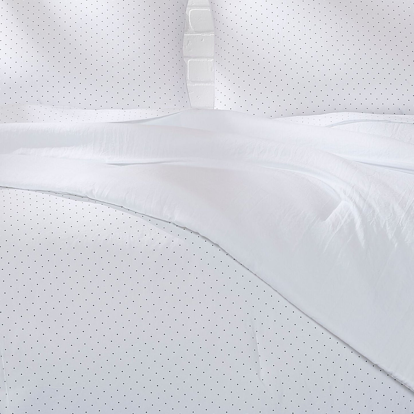 E. Jay Bedding Co Reversible Microfiber Polka Dot Comforter Set - White